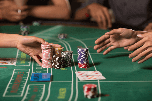 Play Online Baccarat Play Online Baccarat - Casino Table Photo